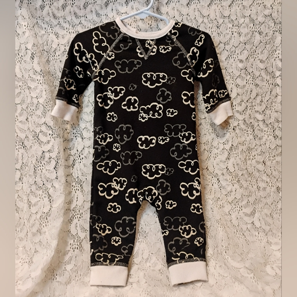 3/$10 EUC Lullaby Lane Romper Clouds Black/White/Cream 6-9 mos